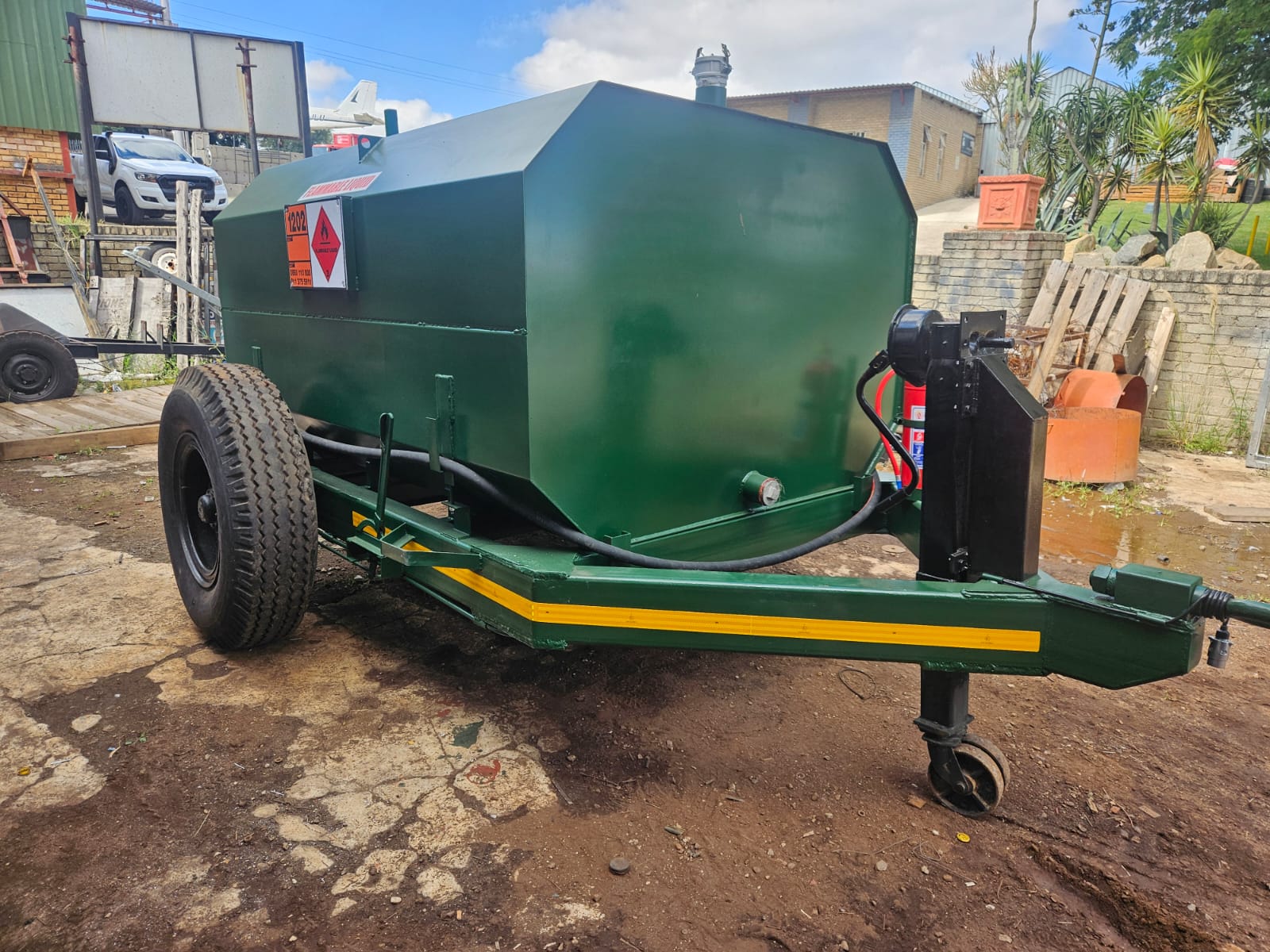 5000L Diesel Tanker (Site), a Diesel Tanker Trailers build by LF Trailers — tough-built, NATIS-registerable trailers manufactured in Gauteng, photo 2 of 4
