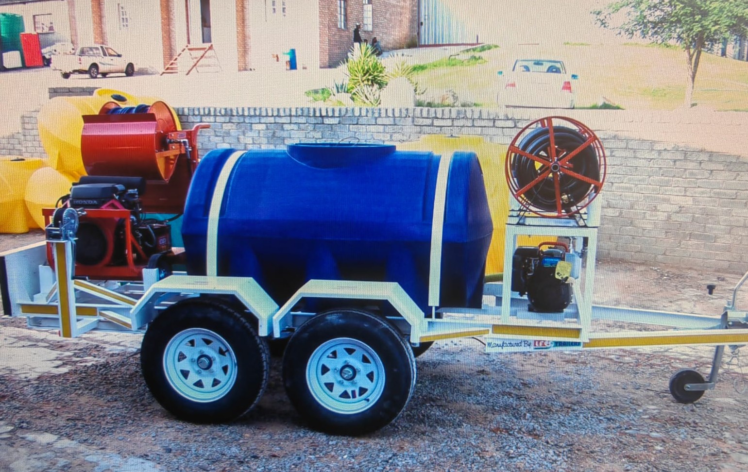 1000L Drain Cleaner Trailer, a Drain Cleaner Trailers build by LF Trailers — tough-built, NATIS-registerable trailers manufactured in Gauteng, photo 3 of 4