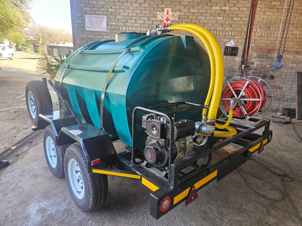 2500L Water Tanker, a Water Tanker Trailers build by LF Trailers — tough-built, NATIS-registerable trailers manufactured in Gauteng, photo 3 of 4